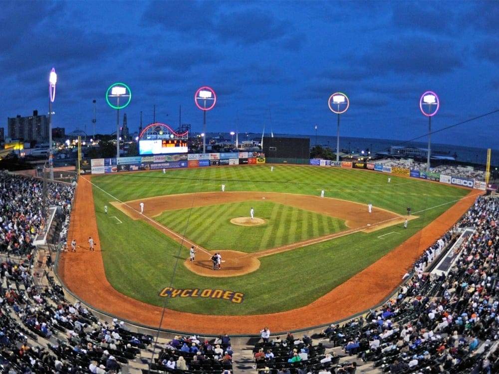 Your Guide To Seeing The Brooklyn Cyclones At Coney Island's MCU